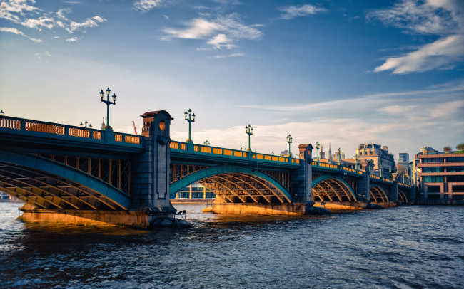 Case Study: Southwark Bridge Road